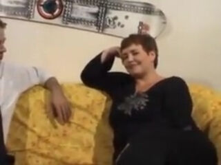 Een oost europa oma neuk jonge gast heerlijk deze