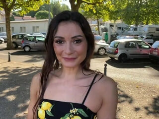 Lara delights in a threesome bursting with lust! - Jacquie et Michel TV