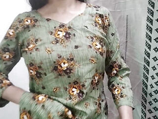 Tusion me aayi girl ko paise dekar pel diya