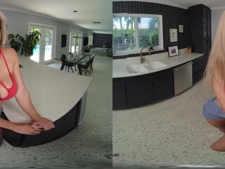 Fucking Hot Housewife - RealJamVR