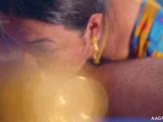 Indian hot MILF softcore video