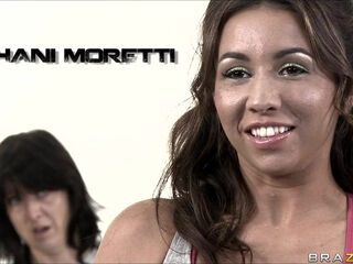 Dodgeball Dong With Johnny Castle, Stephani Moretti - Brazzers