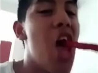 Cubana morena mama pena hasta eyacular