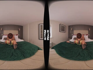 Bedtime Beauty featuring Robyn - ZexyVR