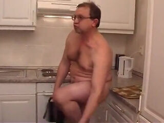 Mature Gay And Young Homo Screwing In The Kitchen