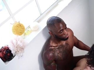 Attractive cougar heartbreaker thrilling interracial video