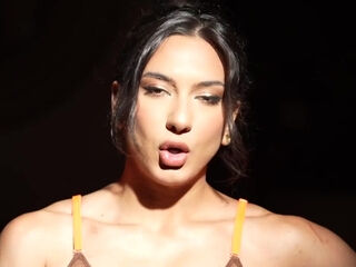 The two brothers bring Angela into the Labyrinth - Jacquie et Michel TV