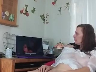 'AngelGrave Watches Porn and Fucks Herself with Her Toy'