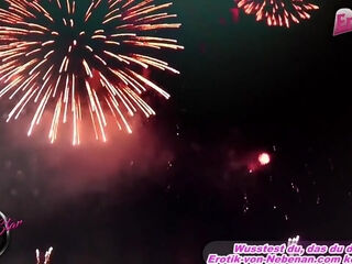 Heibe Deutsche Latina Wird Auf Silvesterparty Im Nebenzimmer Gefickt