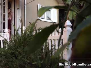 Codi wants to come over and play - Codi Vore - Codi Vore XXX