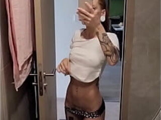 Идеальный живот, идеальная я?