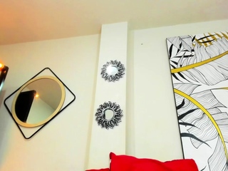 Big boobs milf masturbates with her dildo