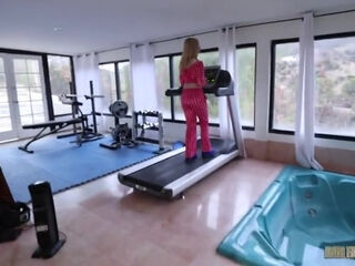 Angelica Coralvine: Come Here And Let Step Mommy Make It Better