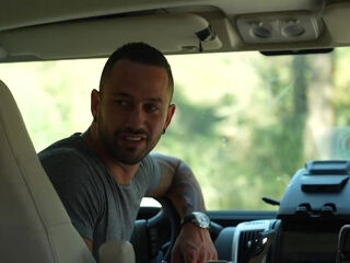 Angel tries his luck in an explosive threesome! - Jacquie et Michel TV