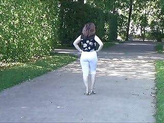 "Big butts white leggings on walk"