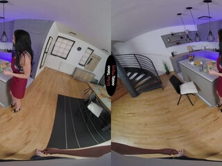 Texas Patti VR Porn: What's For Dinner, Mom? - VirtualTaboo