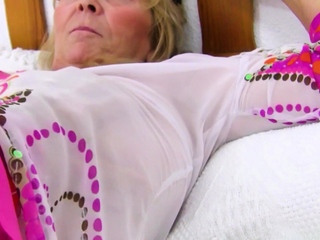 British granny Isabel gets fondled and fingered