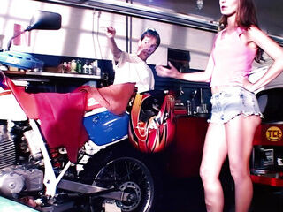 Brandy Loves Using Toys On Herself And Also Getting Double Penetrated