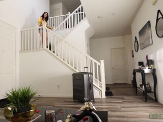 Nickey Huntsman: Sexy Stepmom Can't Keep Her Hands To Herself