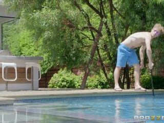 Deep Dive With Michael Vegas, Missy Martinez - Brazzers