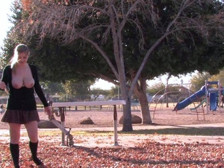 Amateur milf blonde Sabrina