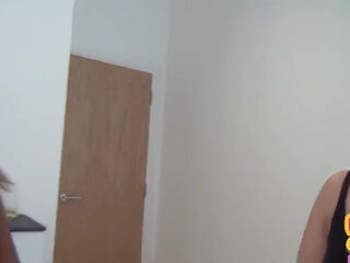 Femdom Ebony And Curvy Milf Suck And Ride Guy In 3some