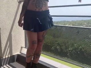 Alyson, a very vicious Italian guide - Jacquie et Michel TV