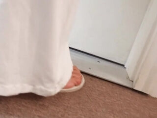 Clean My Disgusting Sandals!