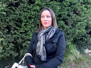 Paola, 21 years old, new nugget for J&M! - Jacquie et Michel TV