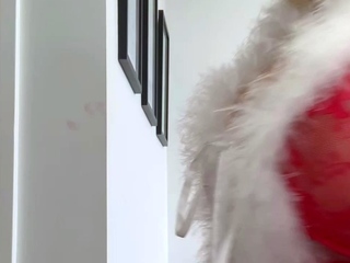 Big boobs milf masturbates with her dildo