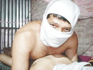 Naked on the bed of the native Mawshi, the turned red