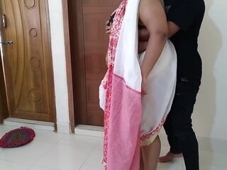Huge Boobs - Desi Busty Stepmom Fucked By Stepson While Changing Saree In Hotel Room
