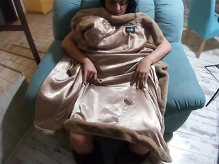 Romantic Fucking and Cum Play on a Fur-coat Linner 268