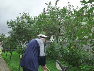 Horny Old Man Licking My Skinny Girlfriend