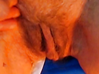 mature showing hairy pussy