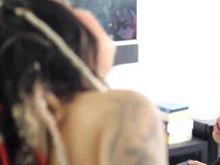 Prima Mandona Sentou Na Rola 12 Min With Victor Cowboy, Emi Rippi And Caiu Na Net