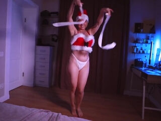 Andre Love In Blowjob From Secret Santa