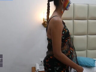 Girlfriend Ne Karwayi Shin Chan Dekhte Huye Chudai In Hindi