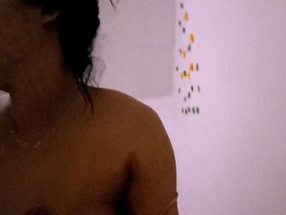 18 Year Old Brunette Big Saggy Tits From New York United States Fucking Her Stepbrothers Big Dick Muca