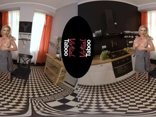 Georgie Lyall VR Porn: Mom's Juicy Salad - VirtualTaboo