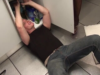 An Experienced Woman Gets Her Ass Stuffed - Amber Leigh