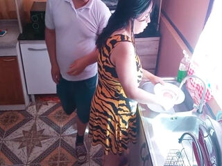I Fucked In The Kitchen With My Stepmoms Friend Who Came To Take Care Of Us - Hot Babysitter - Luis Herm