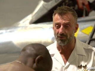 Luciolle stimulates his libido a little more... - Jacquie et Michel TV