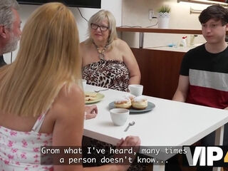 Maya Evans - Click Flick