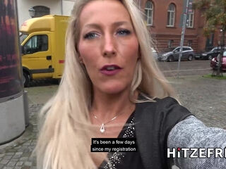 Lesbian vagina diner with Lena and Lana - Hitzefrei