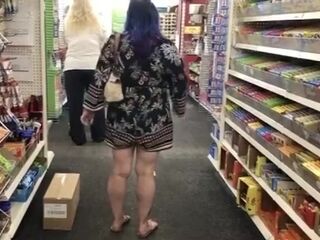 'Public ass flash in the store'