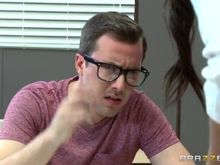 Pussy Lessons With Jessy Jones, Charlotte Oryan, Bianca Breeze - Brazzers