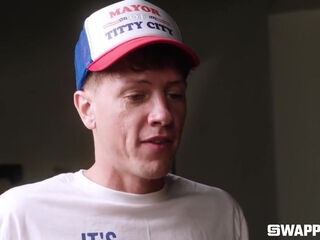 Blonde Babes And Fuck Their Stepsons With Vanessa Cage And Jezebel Ruby