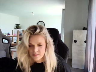 Mom amateur webcam pussy masturbate