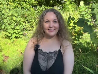 Katya, 33 years old, saleswoman in Paris! - Jacquie et Michel TV